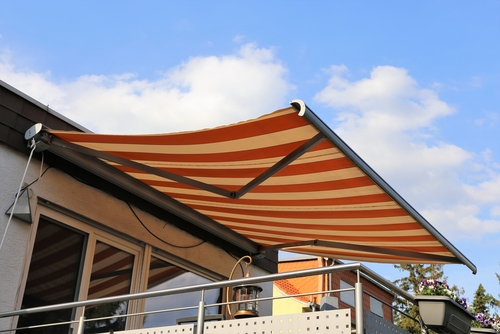 Image of a high quality retractable awning