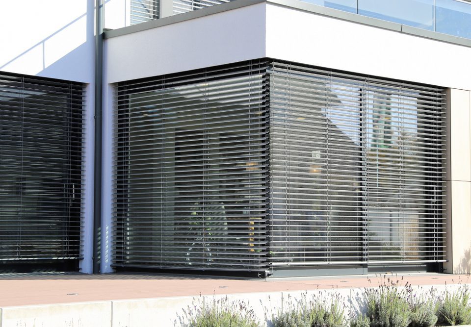 The Advantages of Using Motorised Alfresco Blinds for your Sydney Home